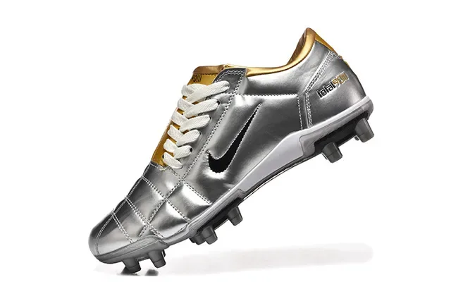 Nike Total 90 III Plata y Oro Metálico Zapatos de fútbol para terreno firme 4