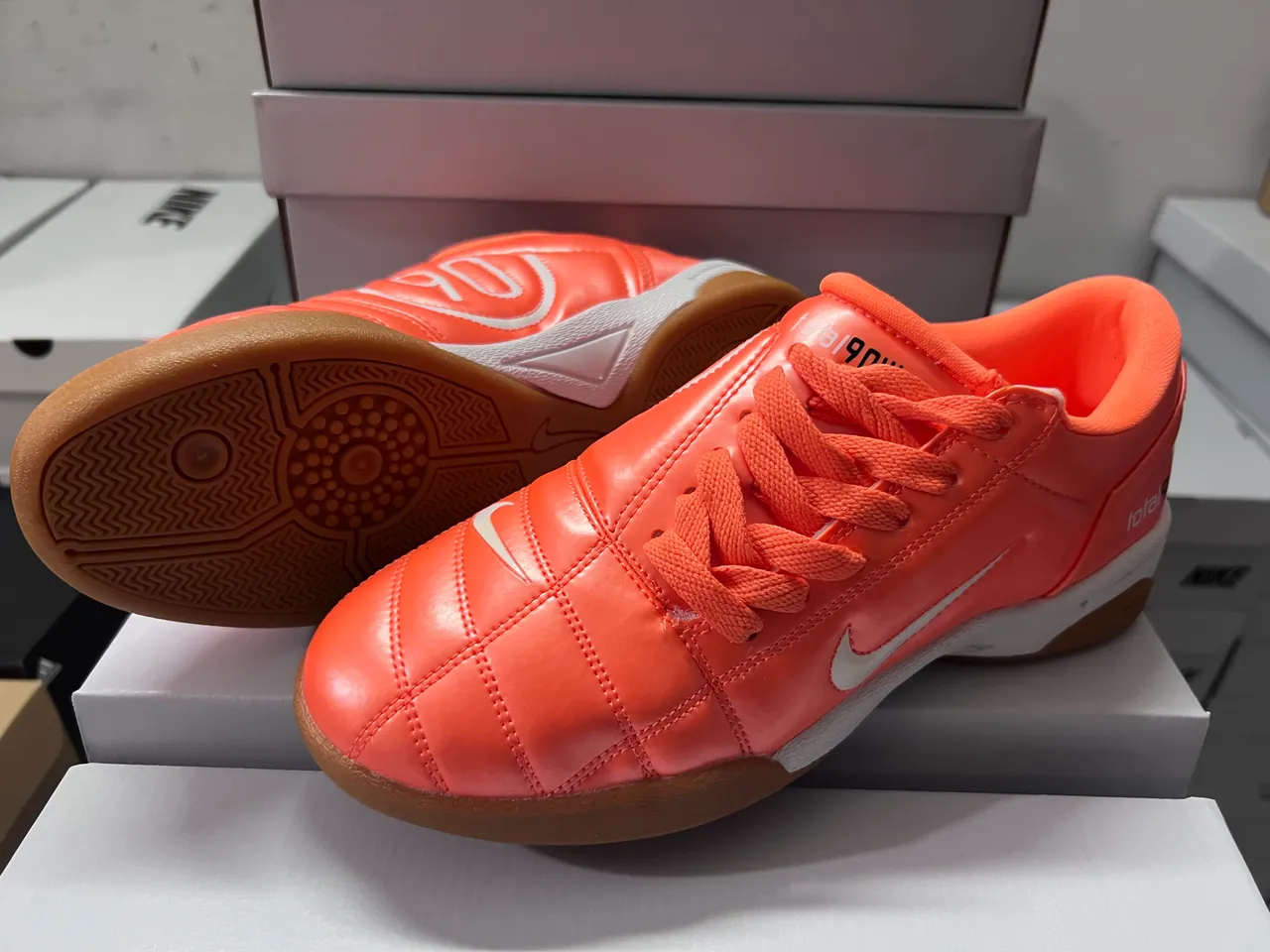 Nike Total 90 III Laranja sapatos de futebol indoor 8