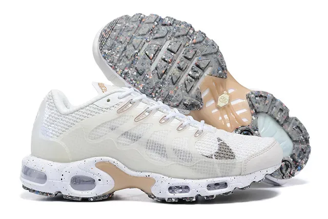 Nike White Beige Mesh Upper Visible Air Cushioning Chunky Sneakers 5