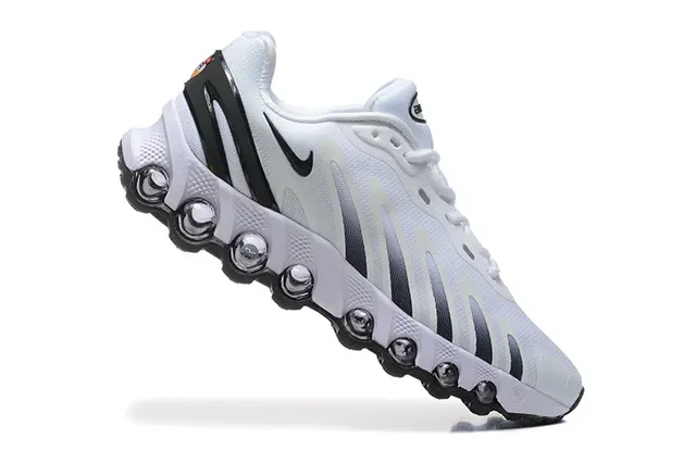 Nike Sneakers Blancs Noirs Avec Upper En Mesh Et Rayures Synthétiques 6