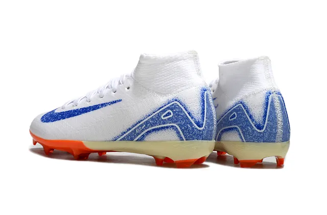 Nike Chaussures de football blanc et bleu col tricoté haut lacets asymétriques terrain ferme 4
