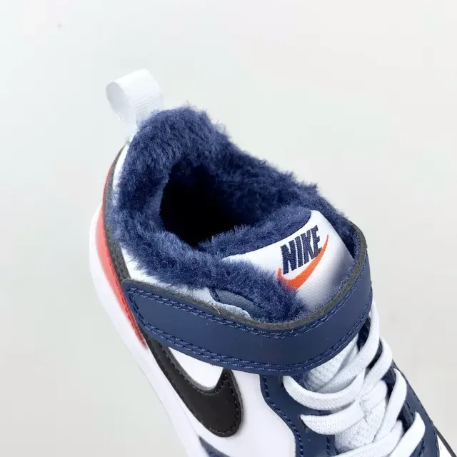 Nike White Navy Low-Top Fuzzy-Lined Lifestyle Sneakers 20