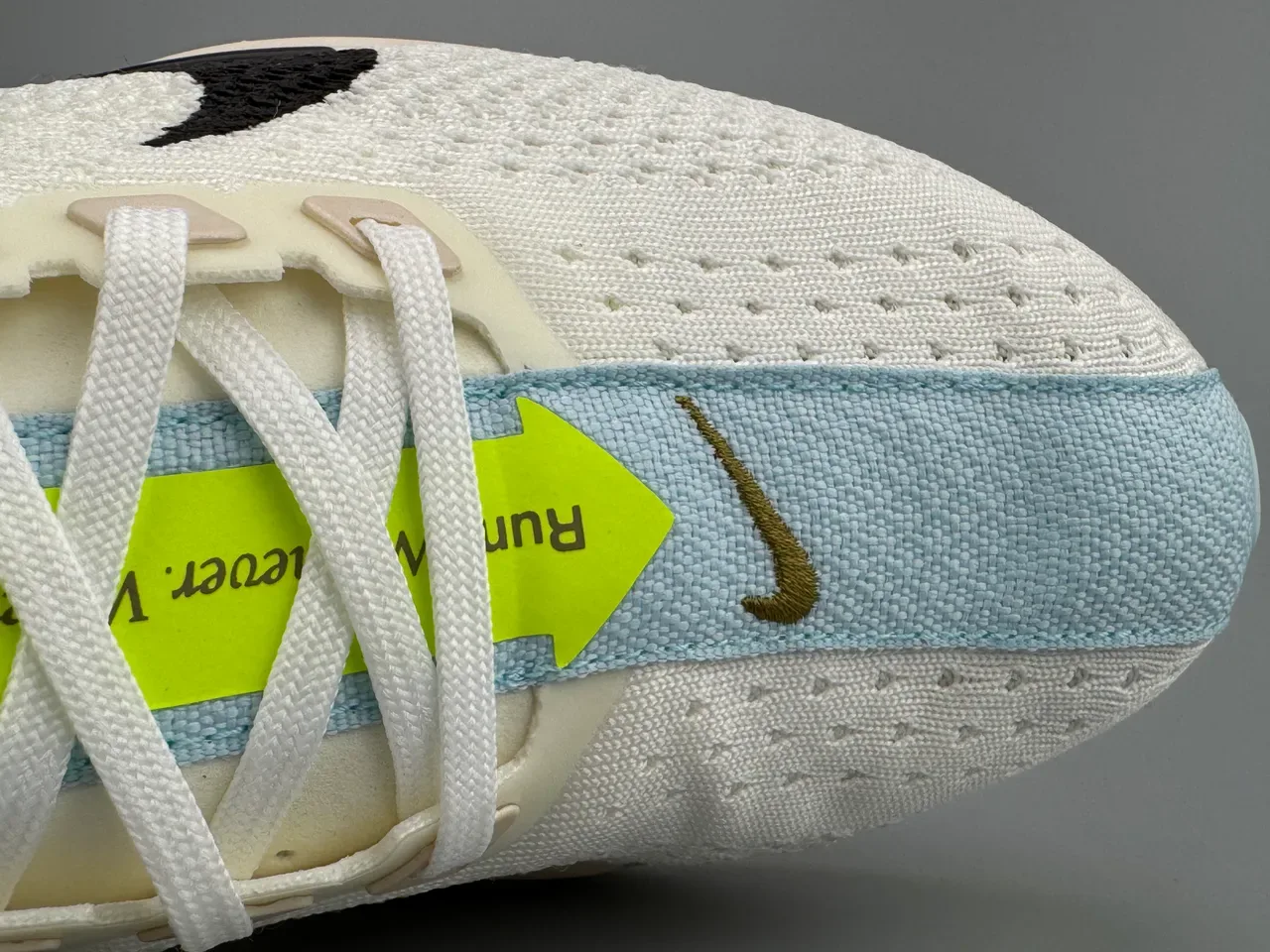 Nike White Yellow Knit Upper ZoomX Midsole Running Shoes 2