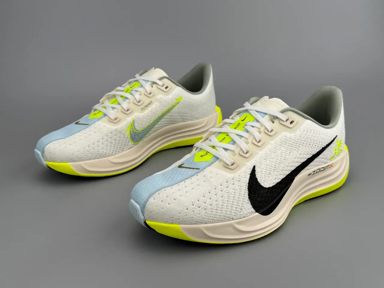 Nike White Yellow Knit Upper ZoomX Midsole Running Shoes 5