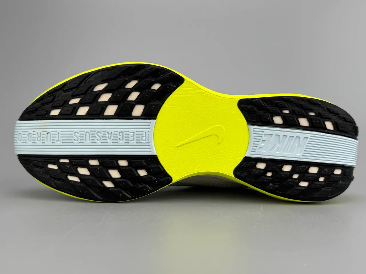 Nike White Yellow Knit Upper ZoomX Midsole Running Shoes 8