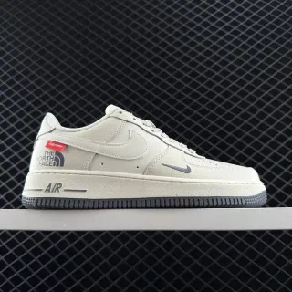 Nike x Supreme x The North Face Air Force 1 بيجي غراي لايف ستايل سنيكرز