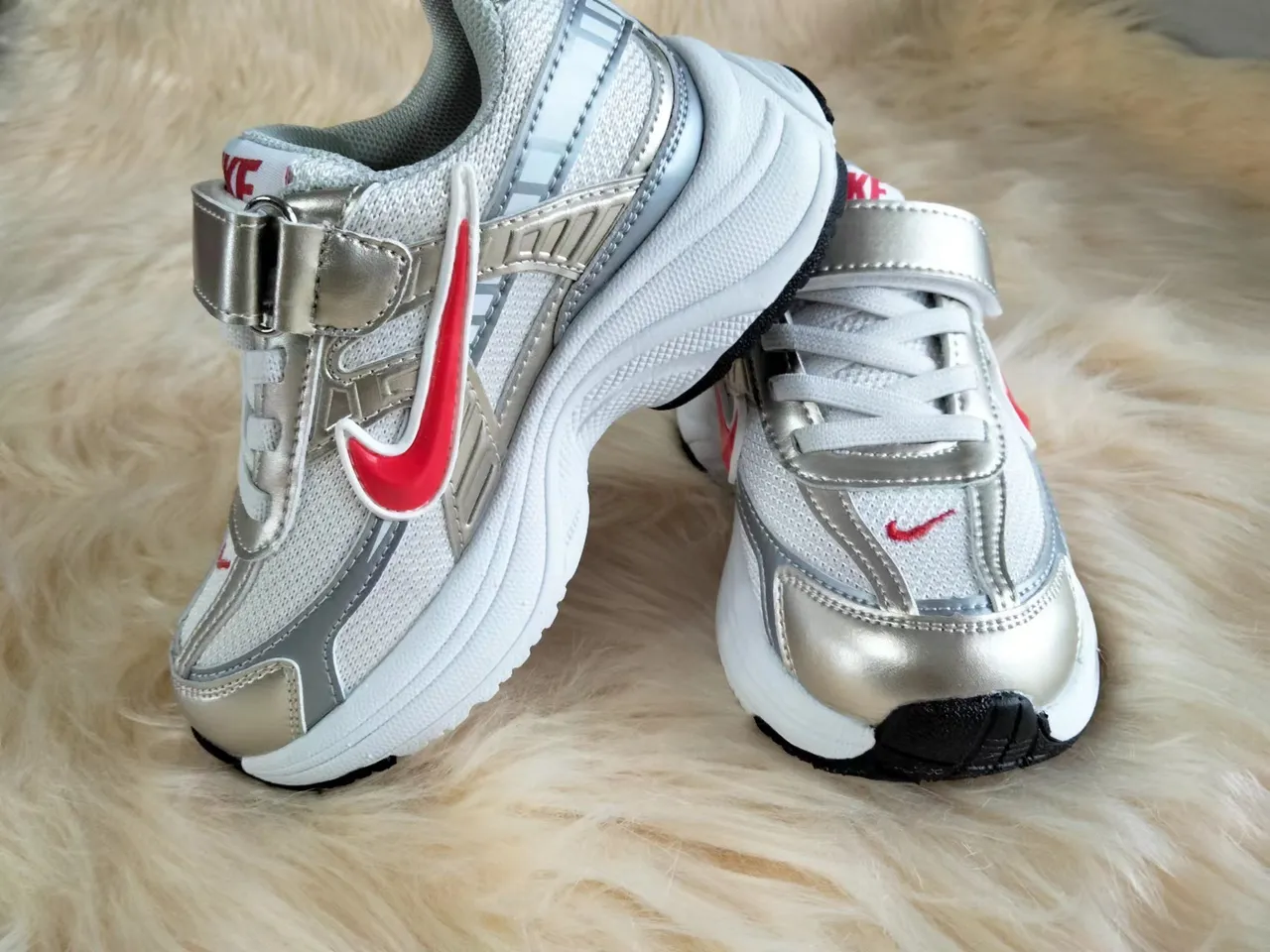 Nike Zoom 2K Silver Blue Midsole Mesh And Synthetic Overlay Upper Chunky Sneakers 22