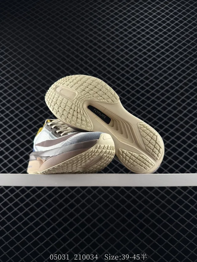Nike Zoom Fly 6 Flyknit Beige Brown Navy Running Shoes 7