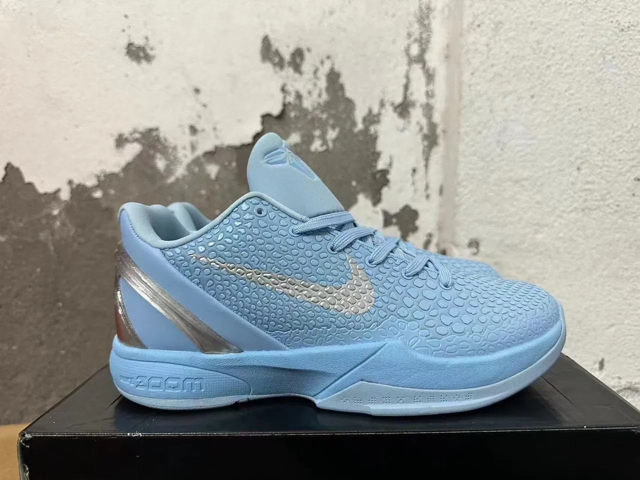 Nike Zoom Kobe IV Moon Light Blue Basketball Shoes 5