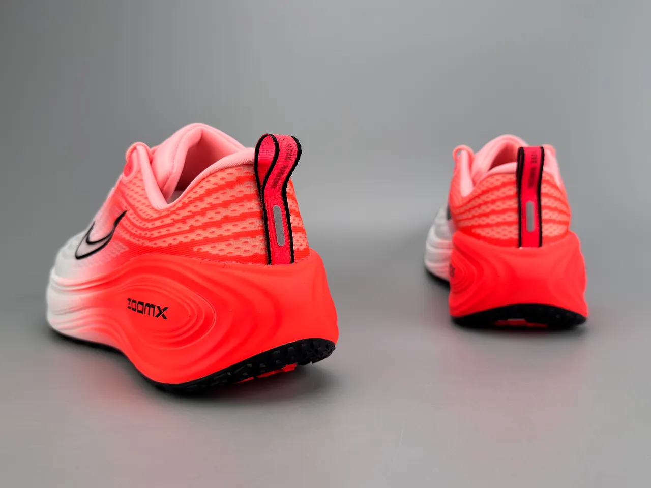 Nike ZoomX Invincible Run Gradient Coral दौड़ने के जूते 6