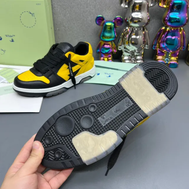 Off-White Arrow sneakers noir jaune lifestyle sneakers 2