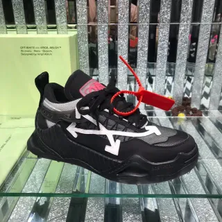 Off-White Black Industrial Design Arrow Logo Chunky Sneakers
