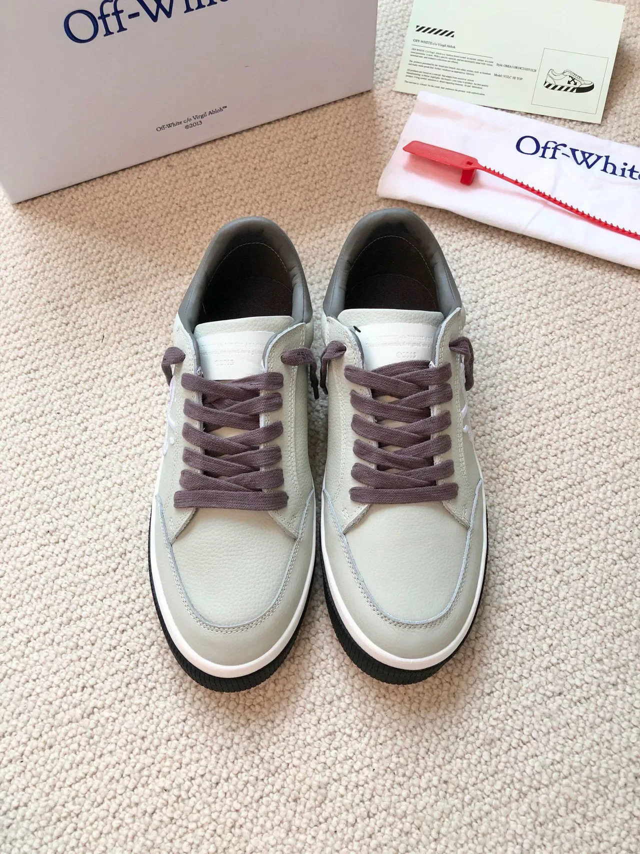 Off-White Industrial Beige Gray Low-Top Cuir Panneau Lifestyle Baskets 3