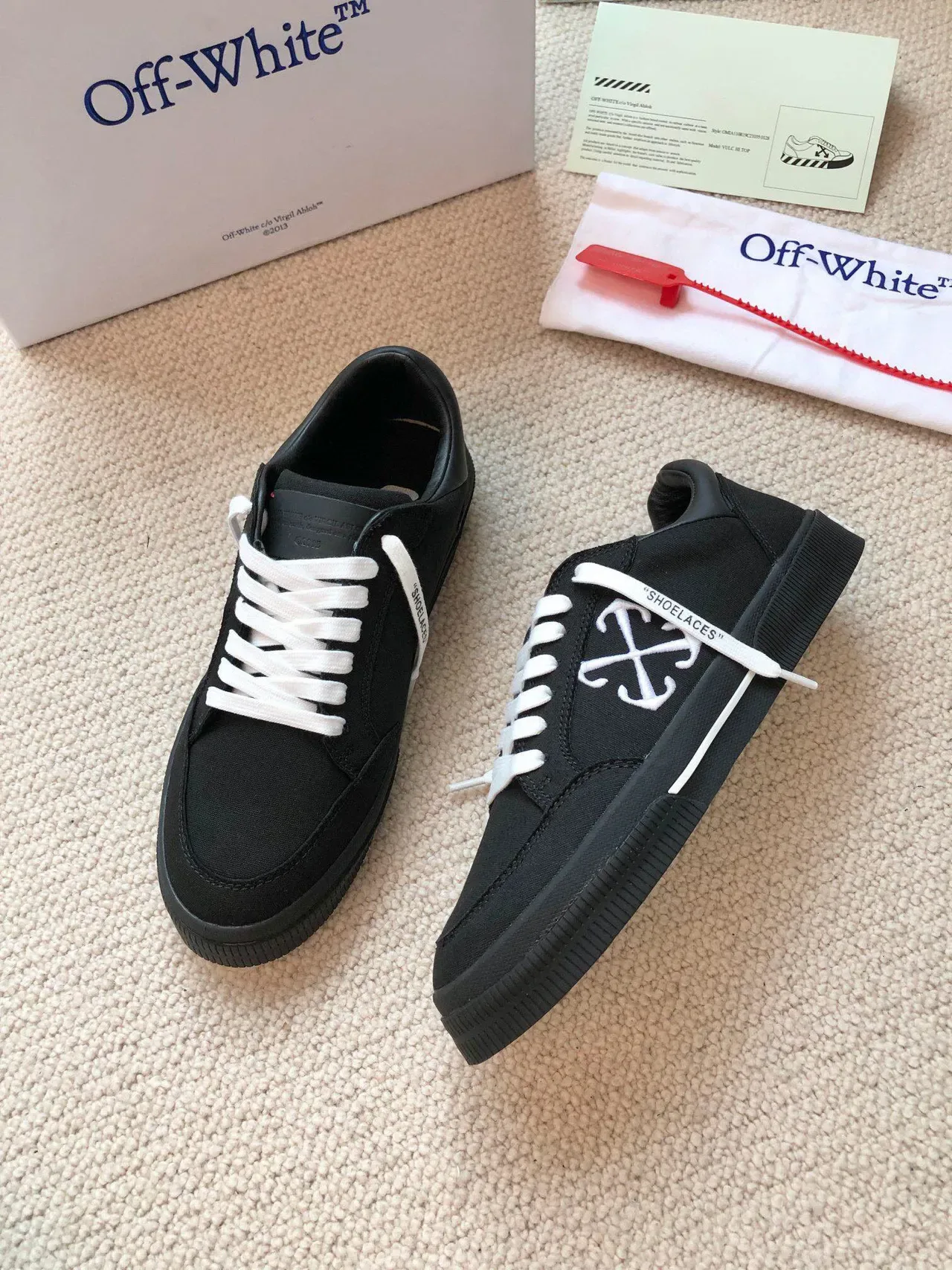 Off-White ستايل صناعي أسود وأبيض قماش لايف ستايل سنيكرز 6