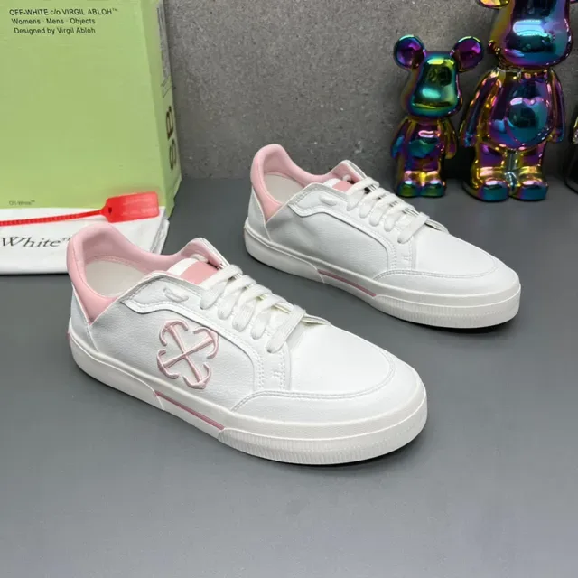 Off-White Lifestyle Sneaker Pink Low-Top Leather Upper Lifestyle Sneakers 3