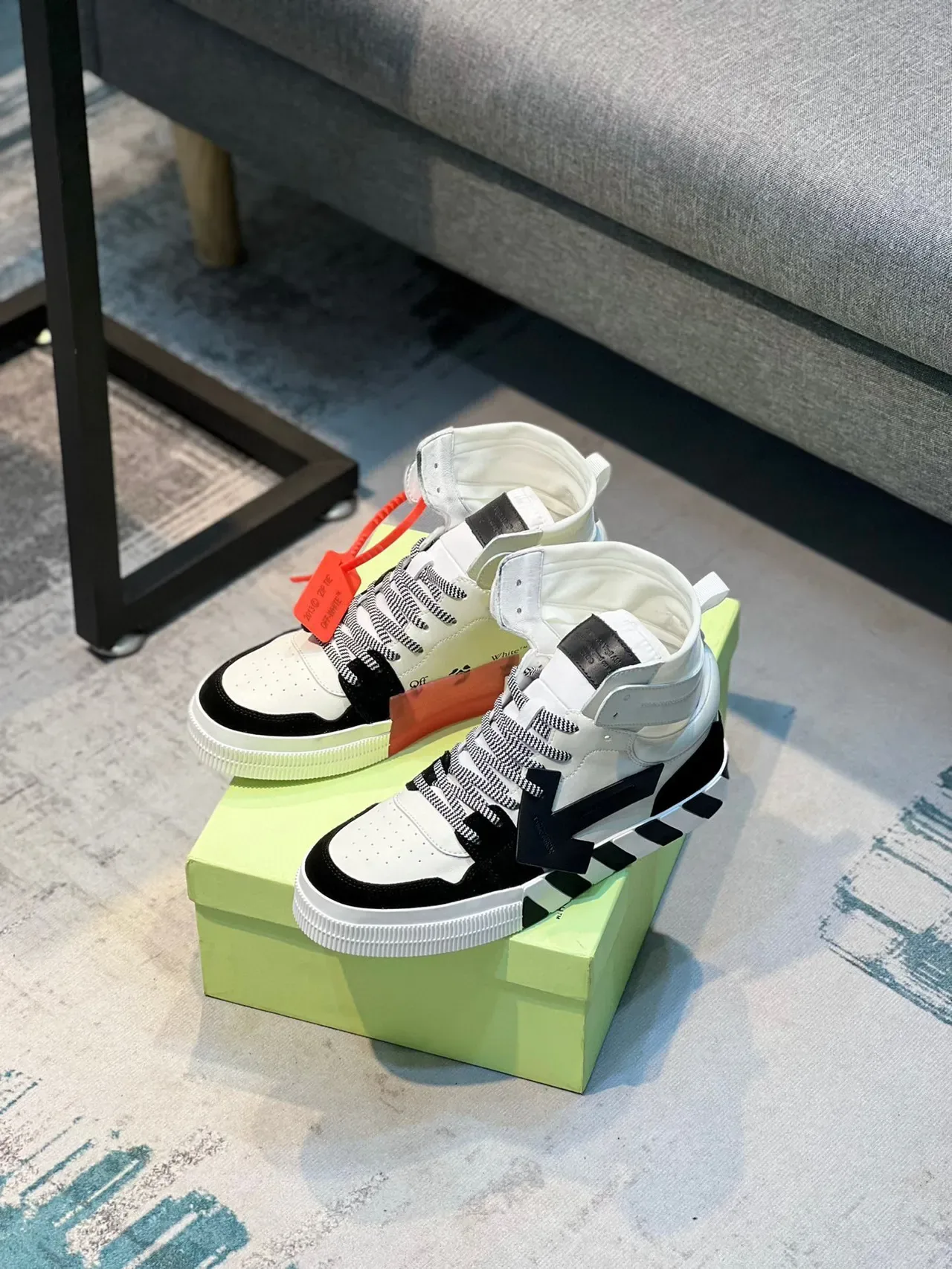 Off-White The Ten हाई-टॉप लाइफस्टाइल स्नीकर 7