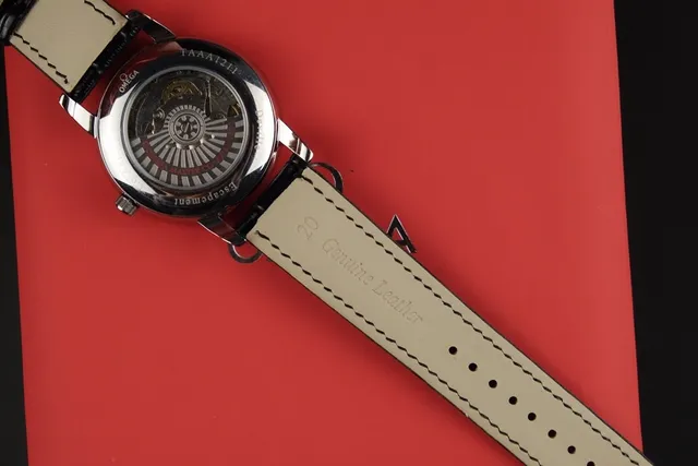 Omega De Ville Dial Negro Reloj Mecánico 8