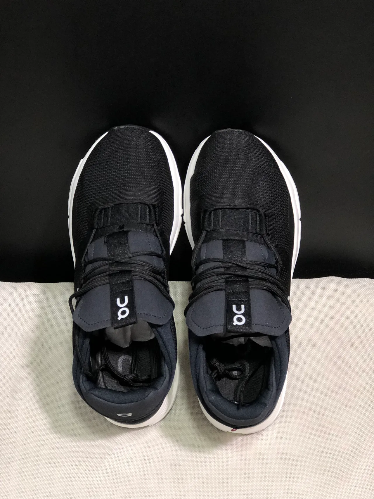 Sur noir blanc tricot supérieur fermeture sangle style de vie sneakers 5