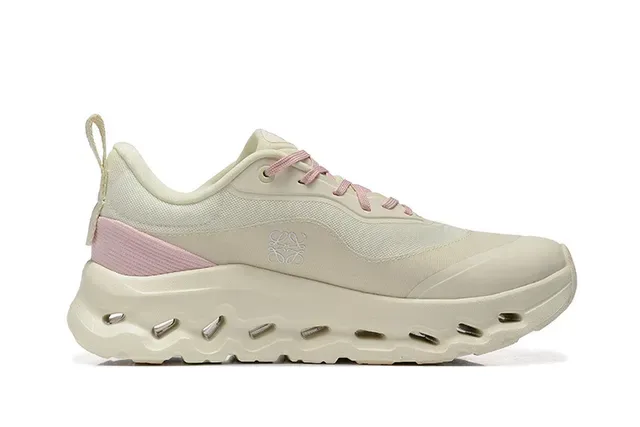 On Cloud Beige Pink Cloudtec Pod সোল মেশ আপার লাইফস্টাইল স্নিকার 4