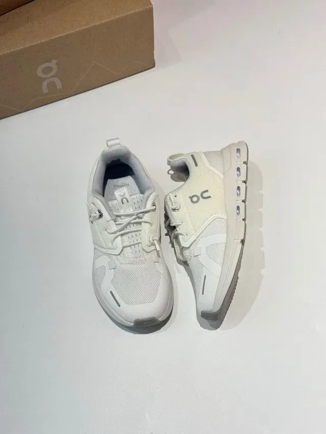 On Cloud Blue and Black Knit Lifestyle Sneakers 10