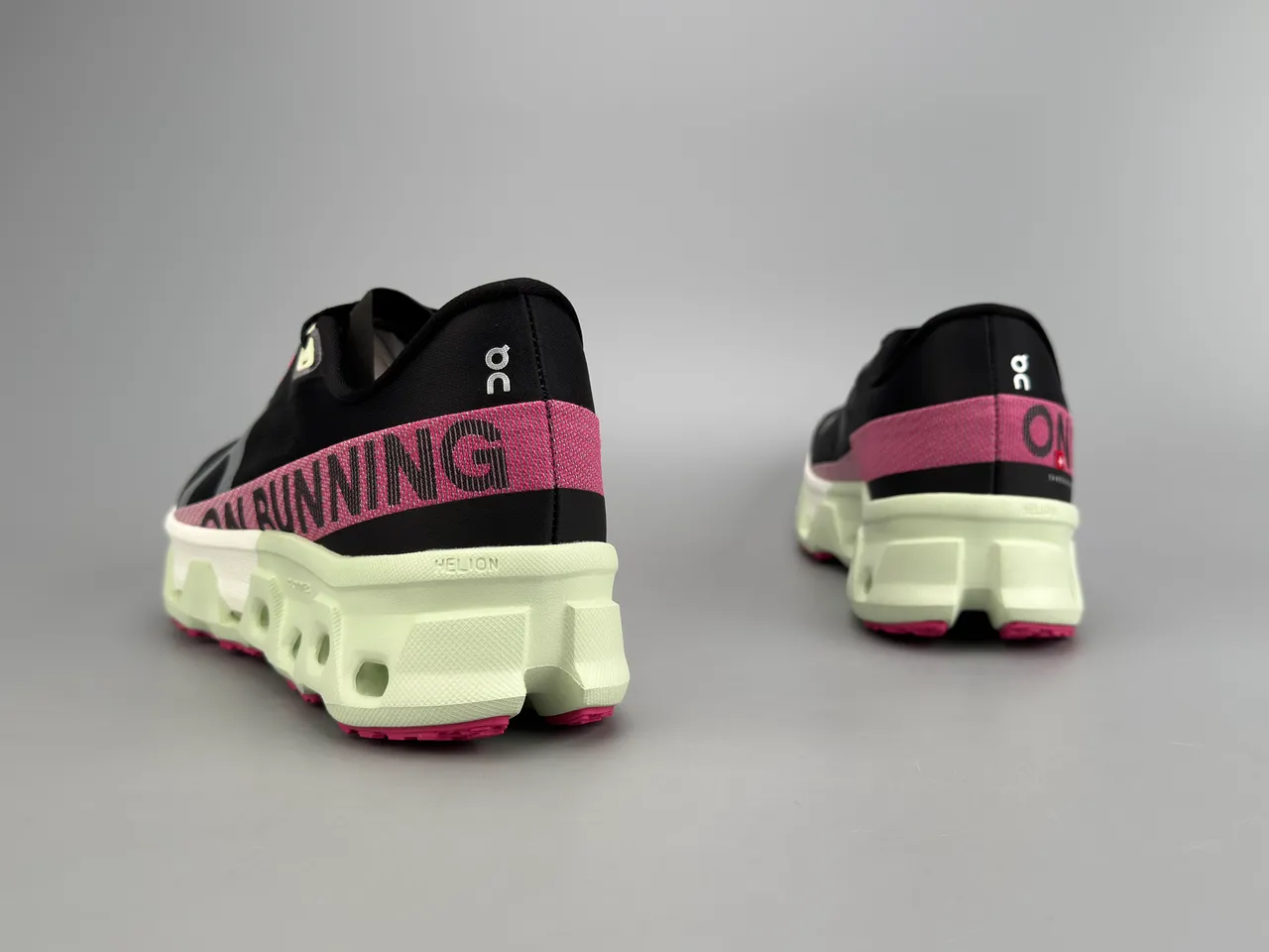On Cloudmonster Black Pink Lime Green रनिंग जूते 8