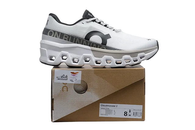 On Cloudmonster Zapatillas blancas y negras para correr 2