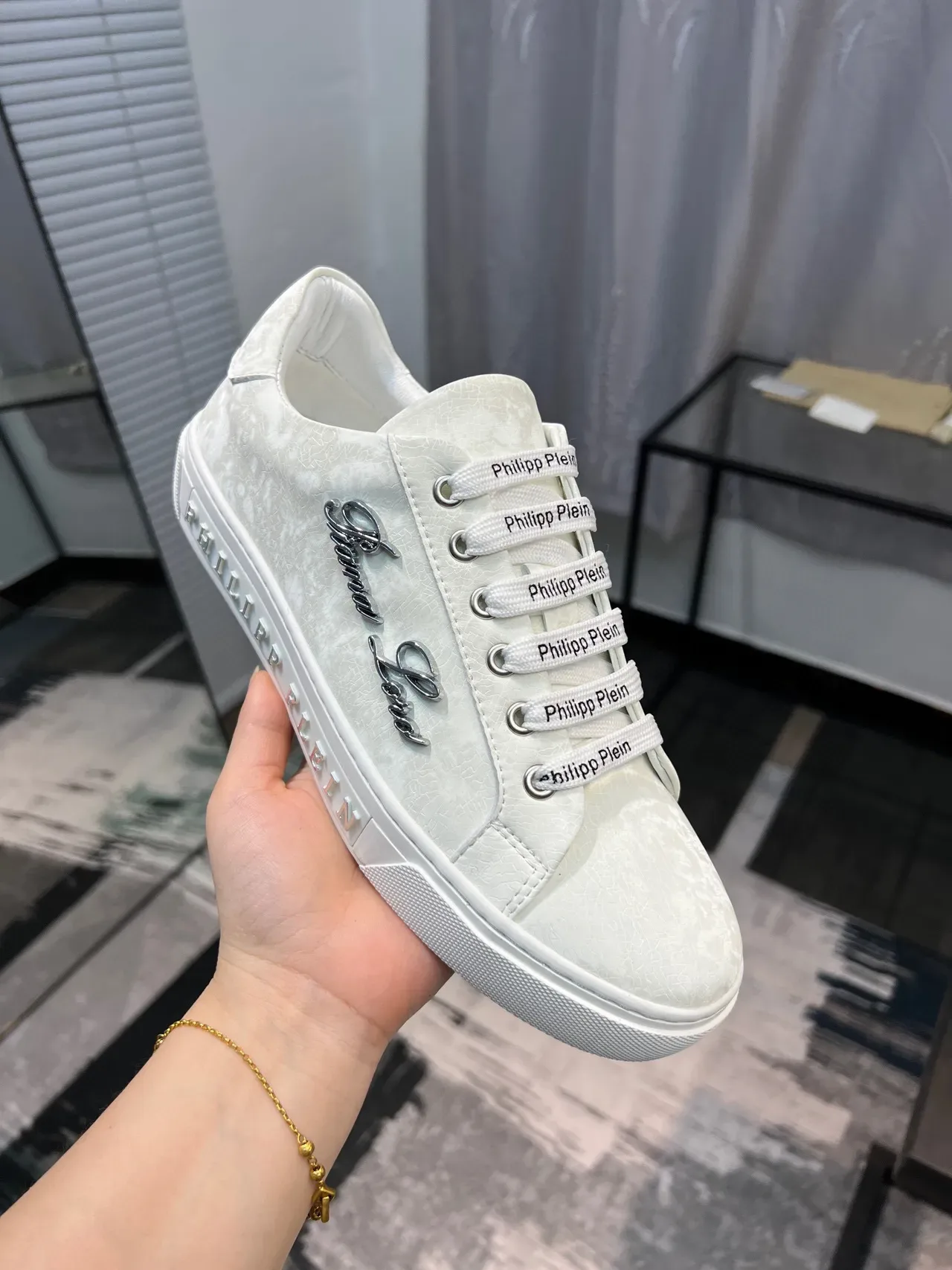 Philipp Plein Lifestyle Sneaker Blanco Plateado Cuero Sintético Superior Embossado Branding Lifestyle Sneakers 6