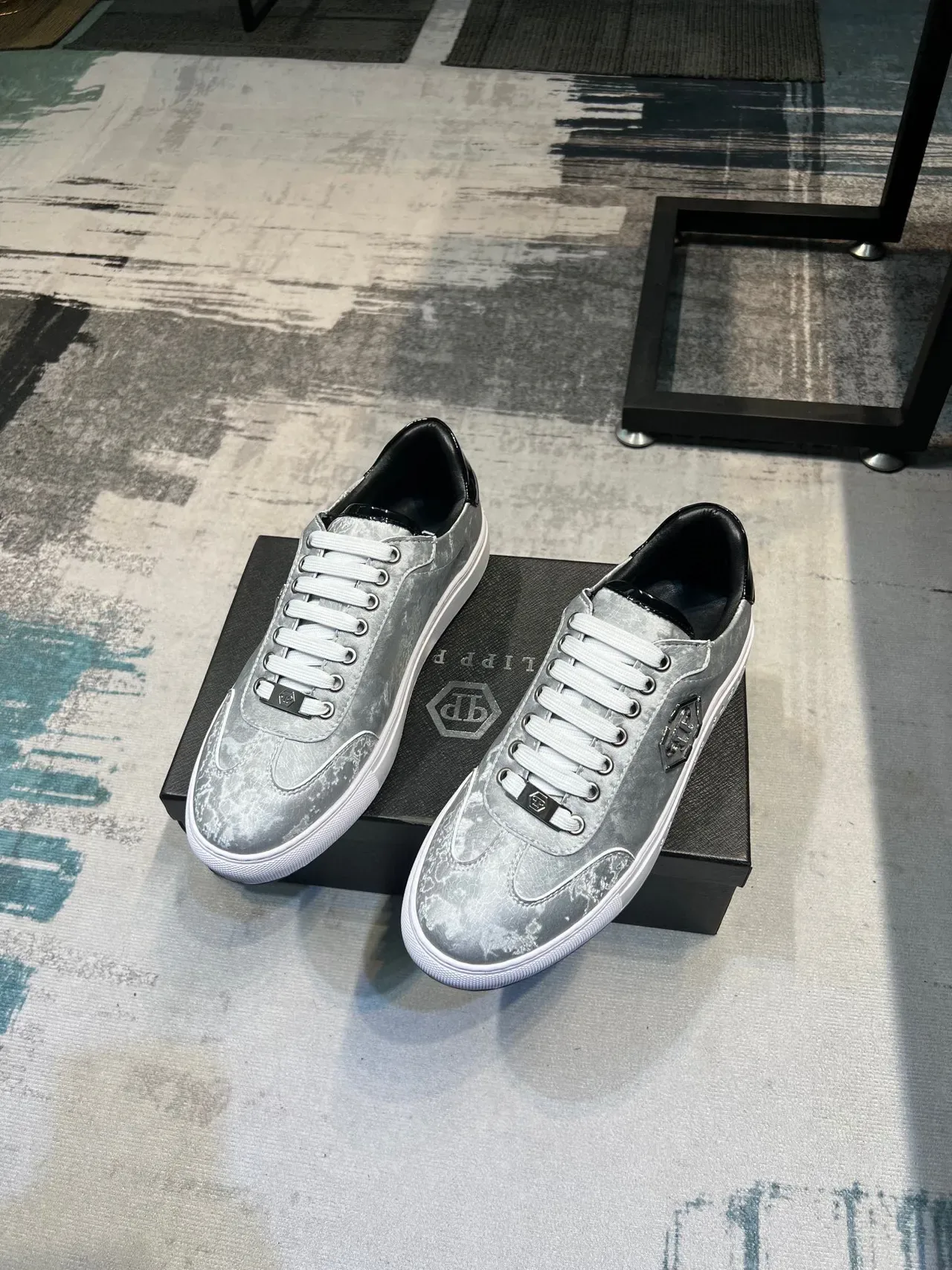 Philipp Plein Argent Métallique Low-Top Lifestyle Sneakers 4