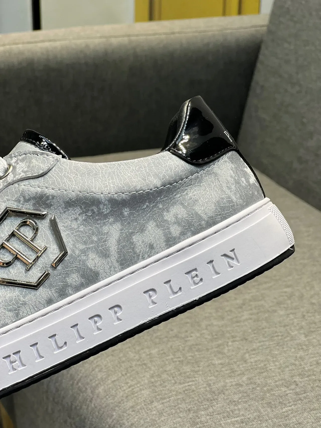 Philipp Plein Argent Métallique Low-Top Lifestyle Sneakers 7