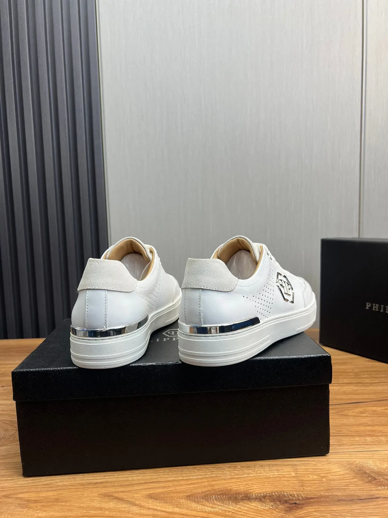Philipp Plein White Silver Perforated Leather Upper Metallic Hexagonal Logo Lifestyle Sneakers 4