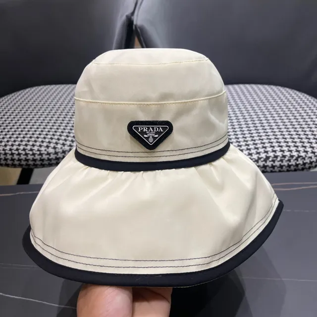 Prada قبعة بكيت بيج مبطنة 5