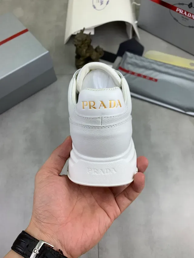 Prada Cloudbust Tênis Lifestyle de Couro Branco 3