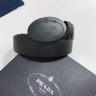 Prada ओवल बकल काला सैफियानो चमड़ा पट्टा