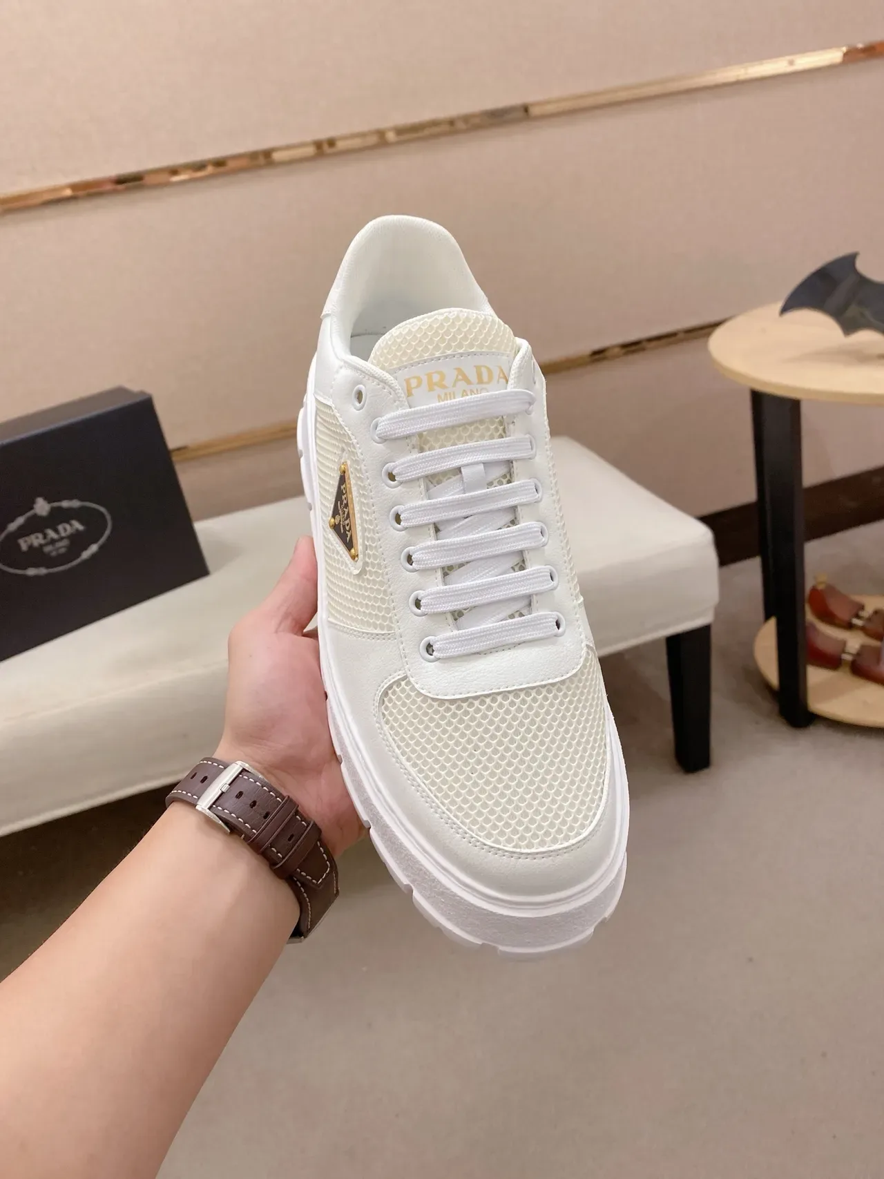 Prada أبيض بيج حذاء منصة شبكي وجلدي أسلوب حياة 4