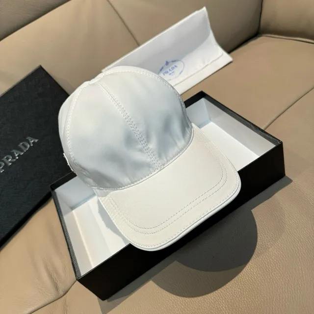 Prada 白色结构六面板光滑尼龙类面料棒球帽 8