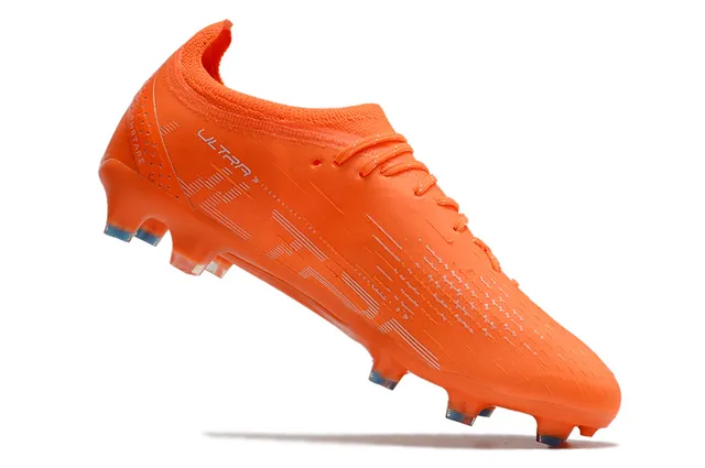 Puma Future Z 橙色蓝色 低帮针织鞋面 非对称系带 钉地足球鞋 11