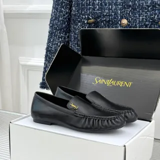 Saint Laurent काला सोना चमड़े का YSL Logo लोफर
