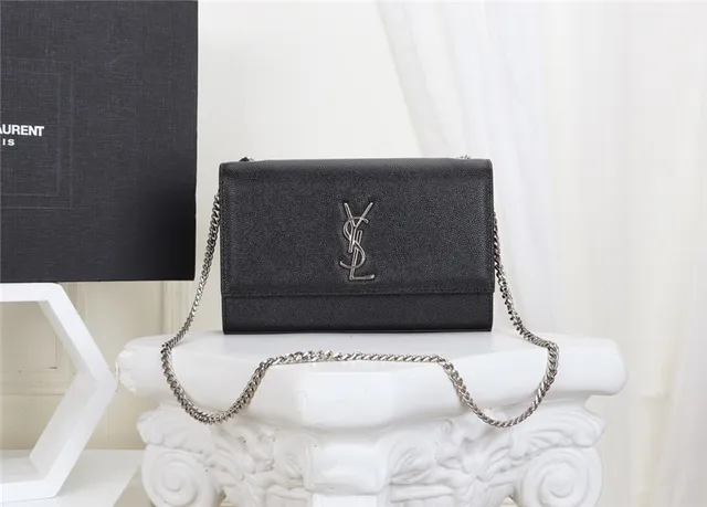 Saint Laurent Black Gold संरचित फ्लैप स्ट्रैप चेन बैग 10