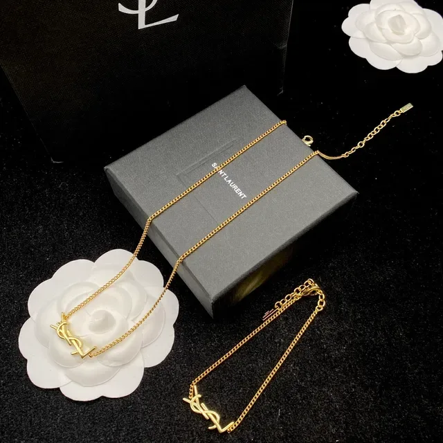 Saint Laurent YSL مونوغرام أساور سلاسل ذهبية 8