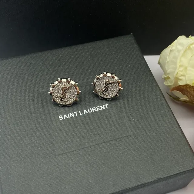 Saint Laurent YSL Monogram Stud Prata Dourado Circulares Pavé Cristal 5
