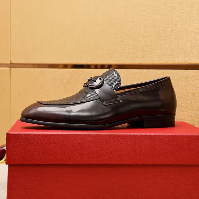 Salvatore Ferragamo Gancini বাদামী চামড়ার হর্সবিট লুফার 4