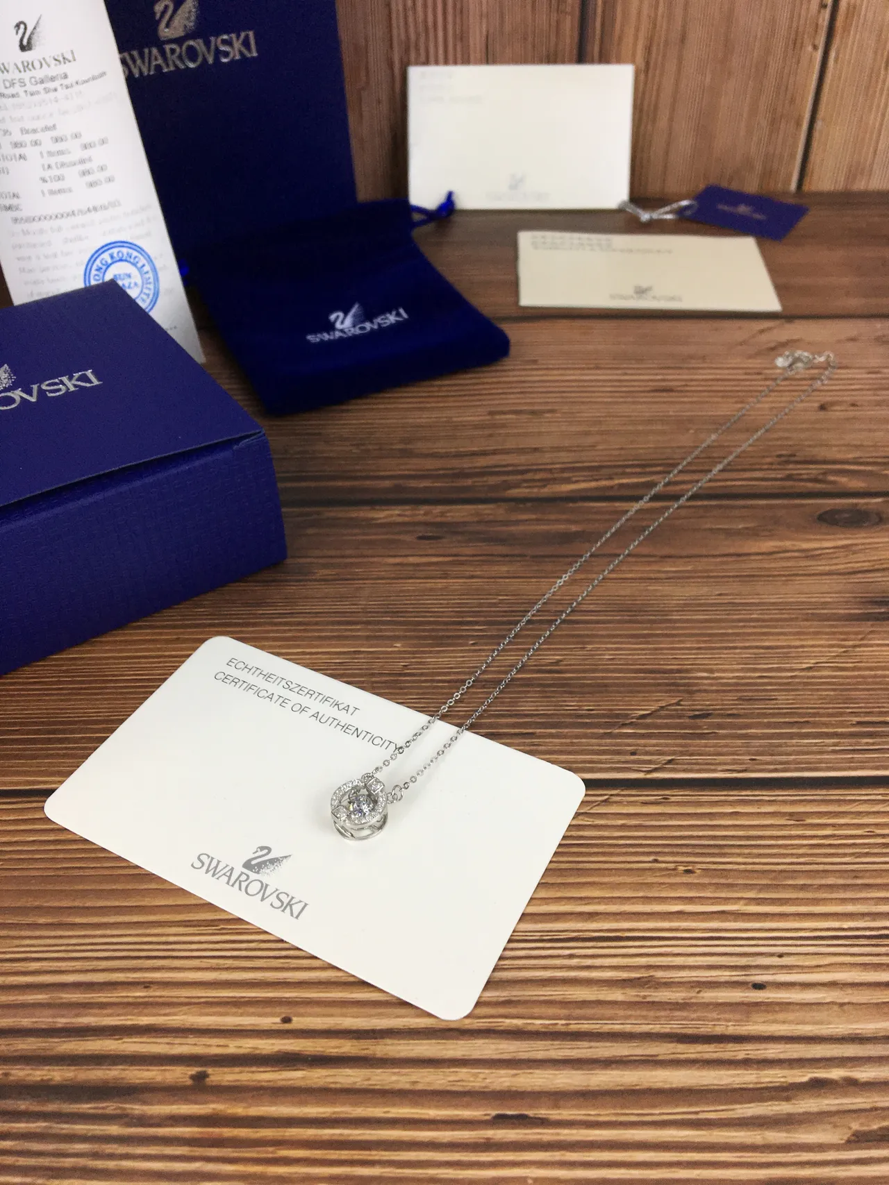 Swarovski Dazzling Circle चांदी पारदर्शी नाजुक श्रृंखला वृत्ताकार पेंडेंट हार 3