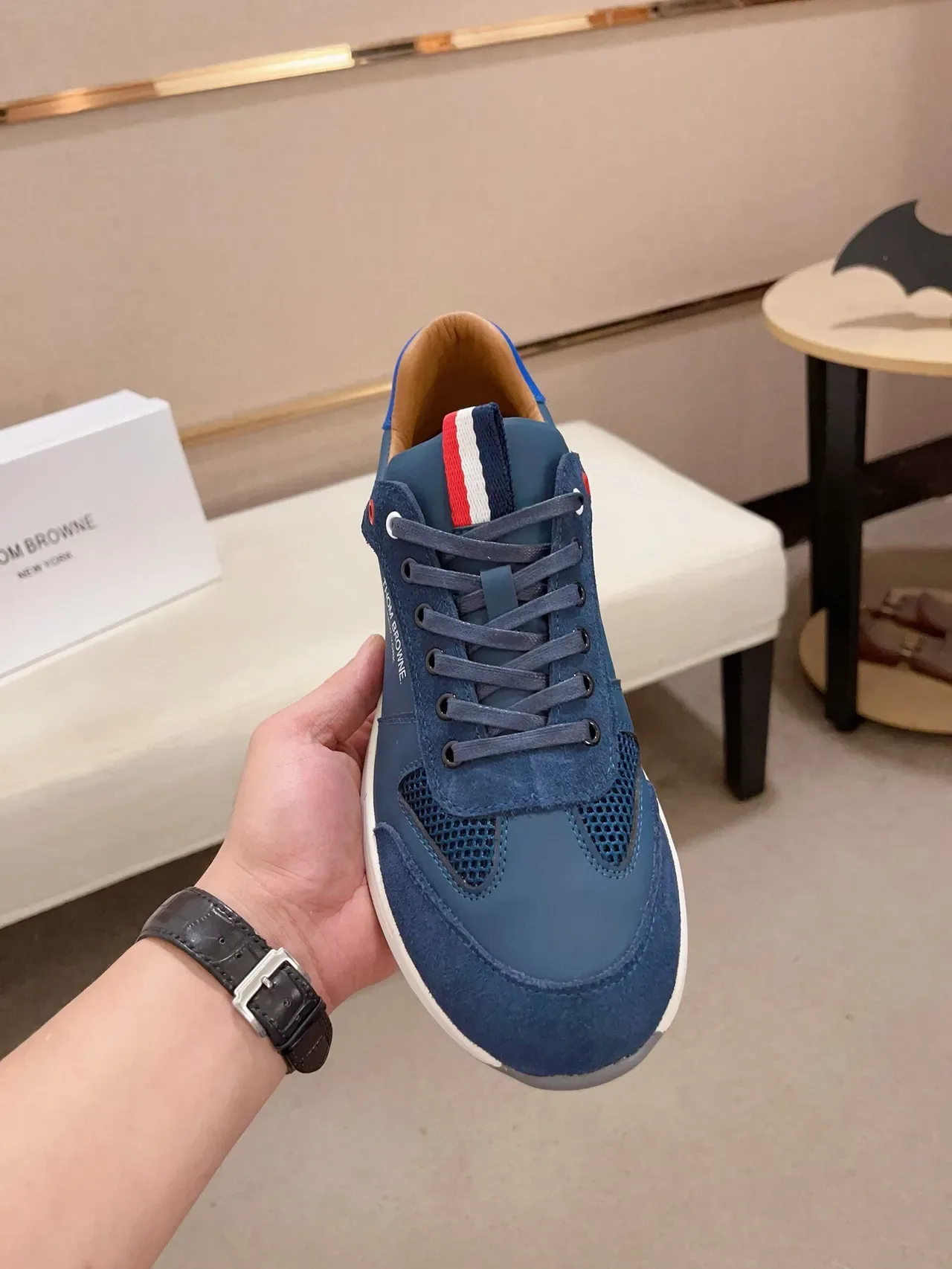 Thom Browne Tênis Lifestyle de Camurça e Malha Azul Marinho 2