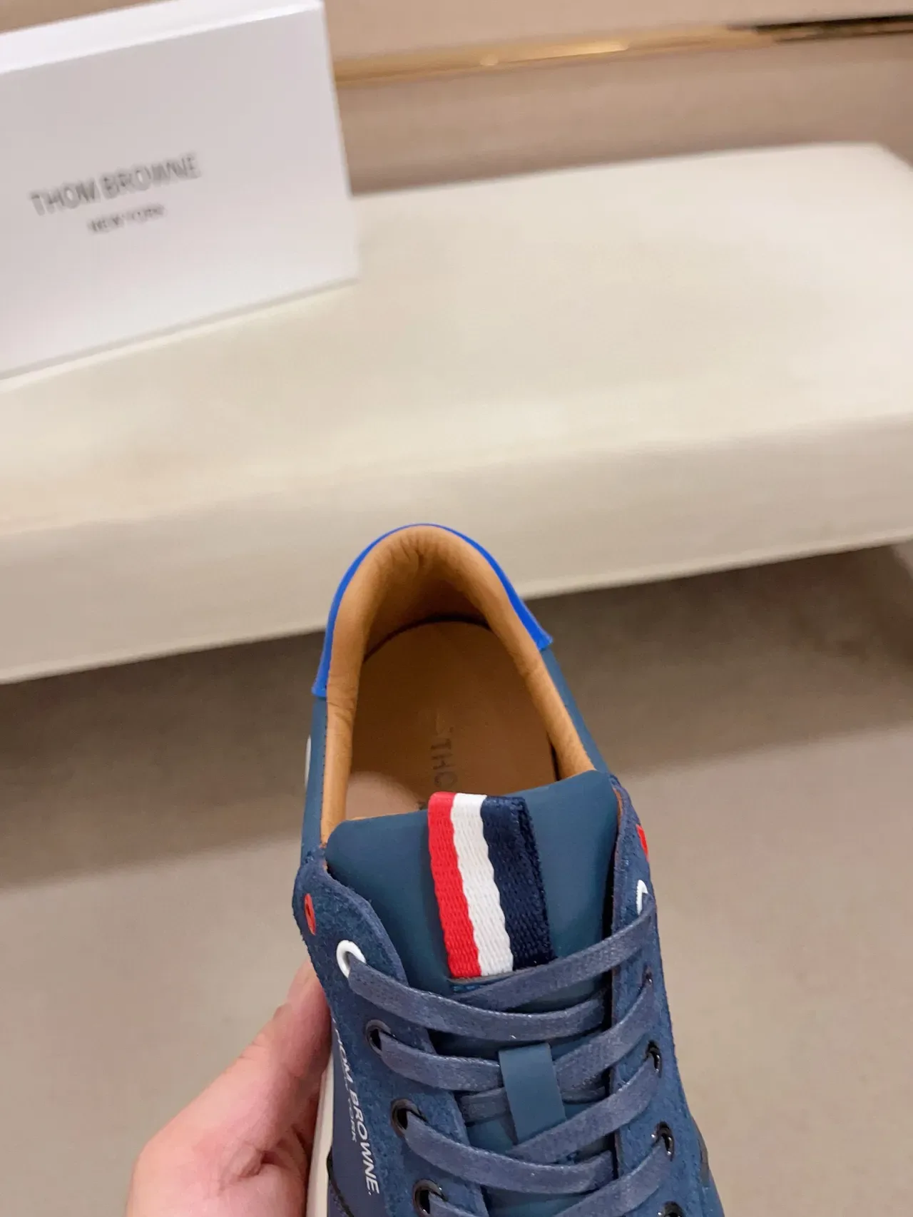 Thom Browne Tênis Lifestyle de Camurça e Malha Azul Marinho 7