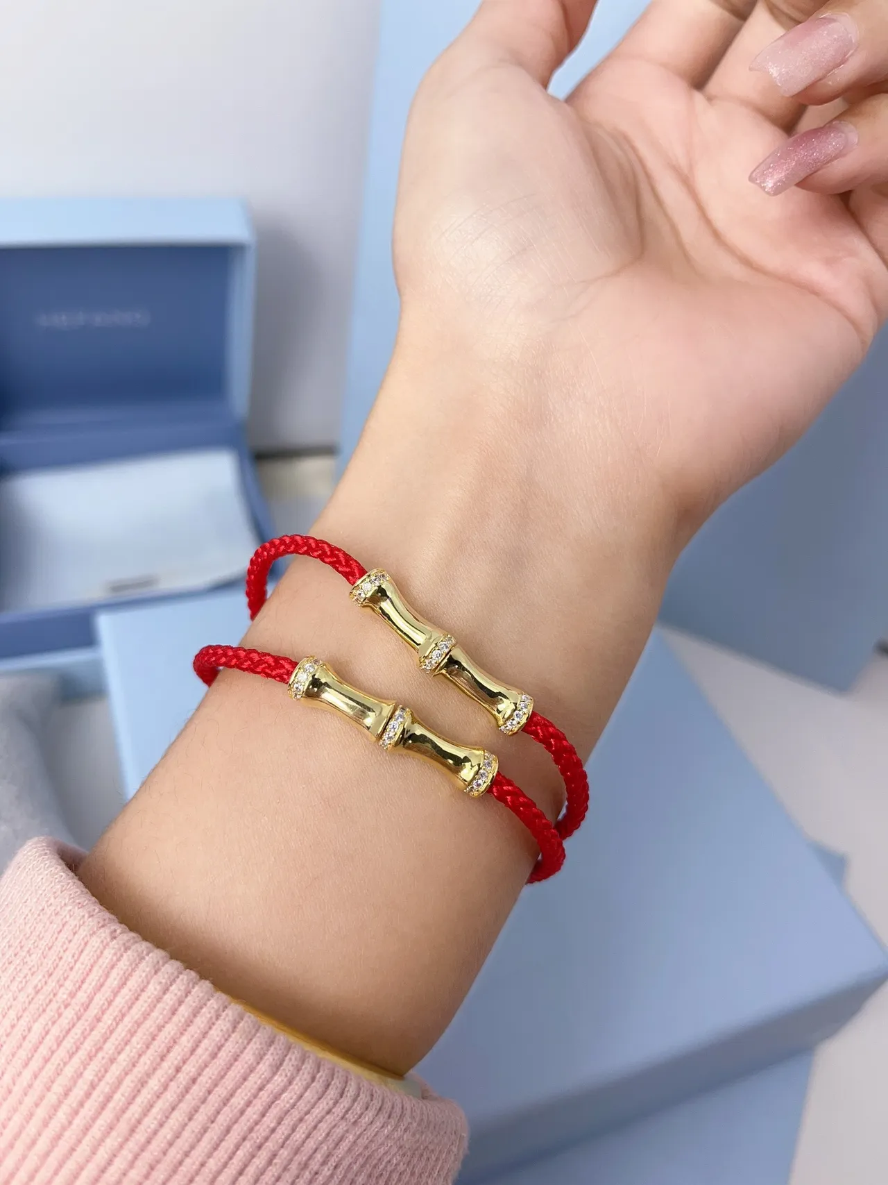 Tiffany & Co. Bamboo Pavé सोने का और लाल कॉर्ड ब्रेसलेट 7