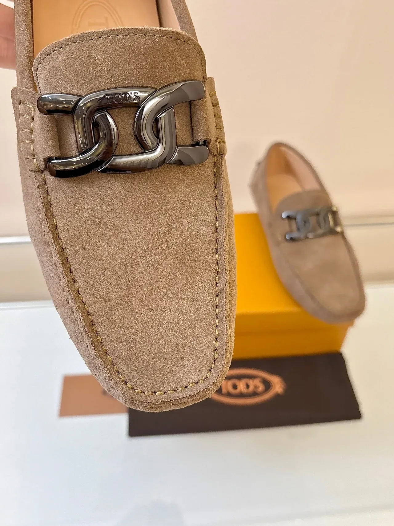 Loafer Tod's Gommino Ante Beige Marrón con Hebilla de Metal Horsebit 3
