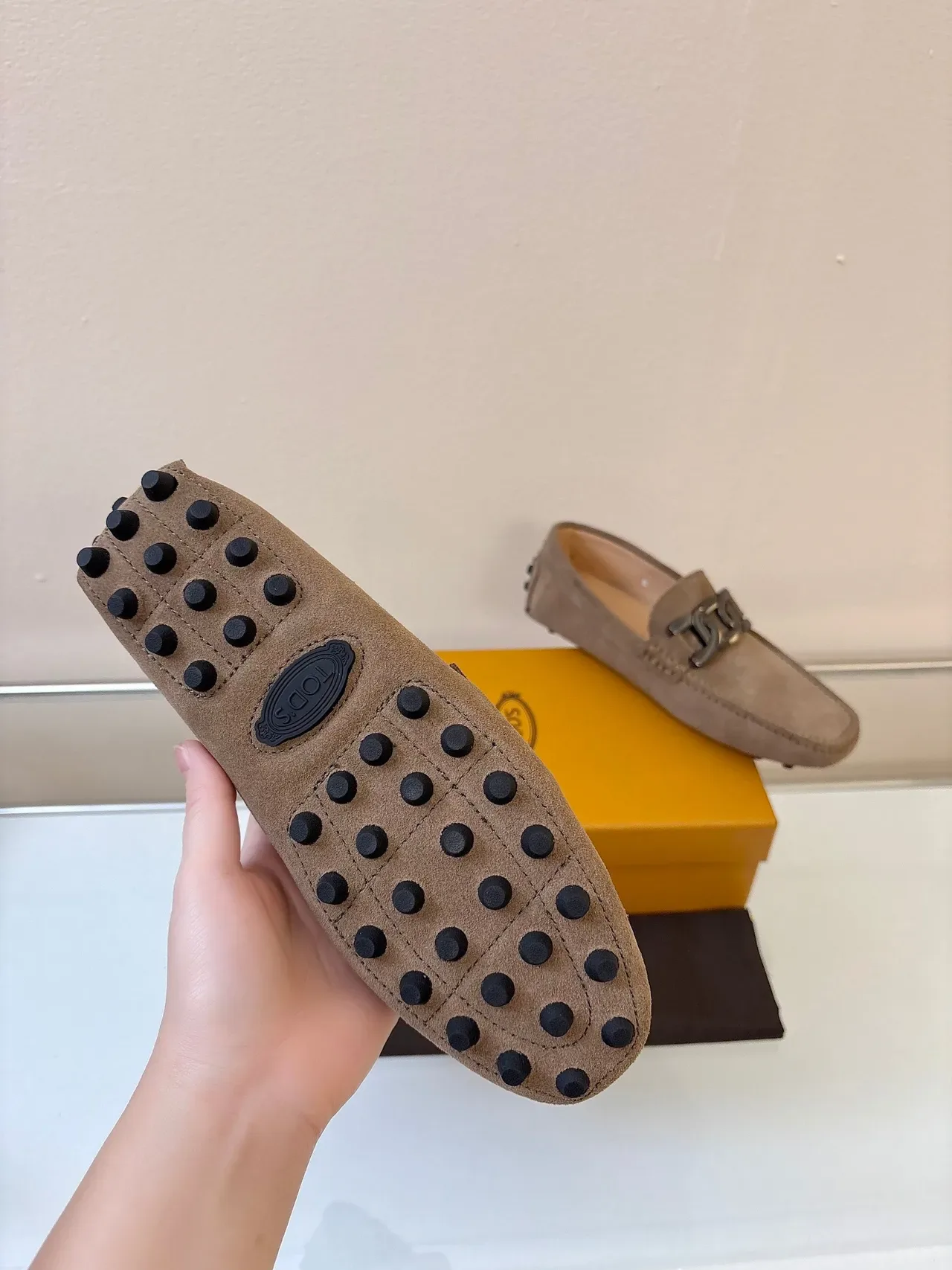 Loafer Tod's Gommino Ante Beige Marrón con Hebilla de Metal Horsebit 5