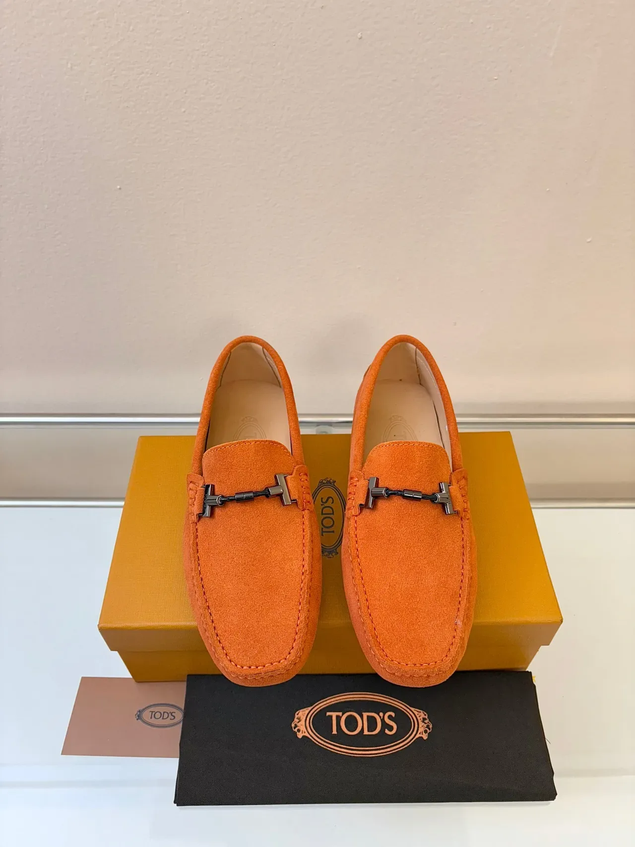 Tod's Gommino Loafer Orange Suede Horsebit Pebble Sole Loafers 6
