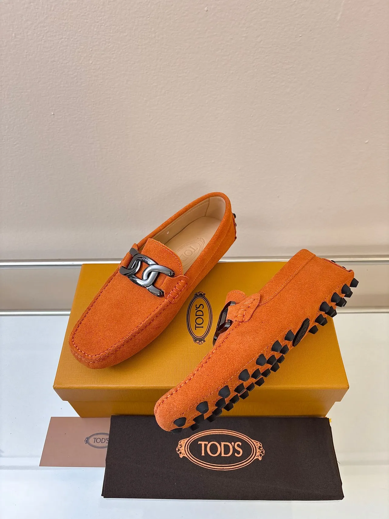 Tod's Horsebit Loafer नारंगी सूड लोअफर 2