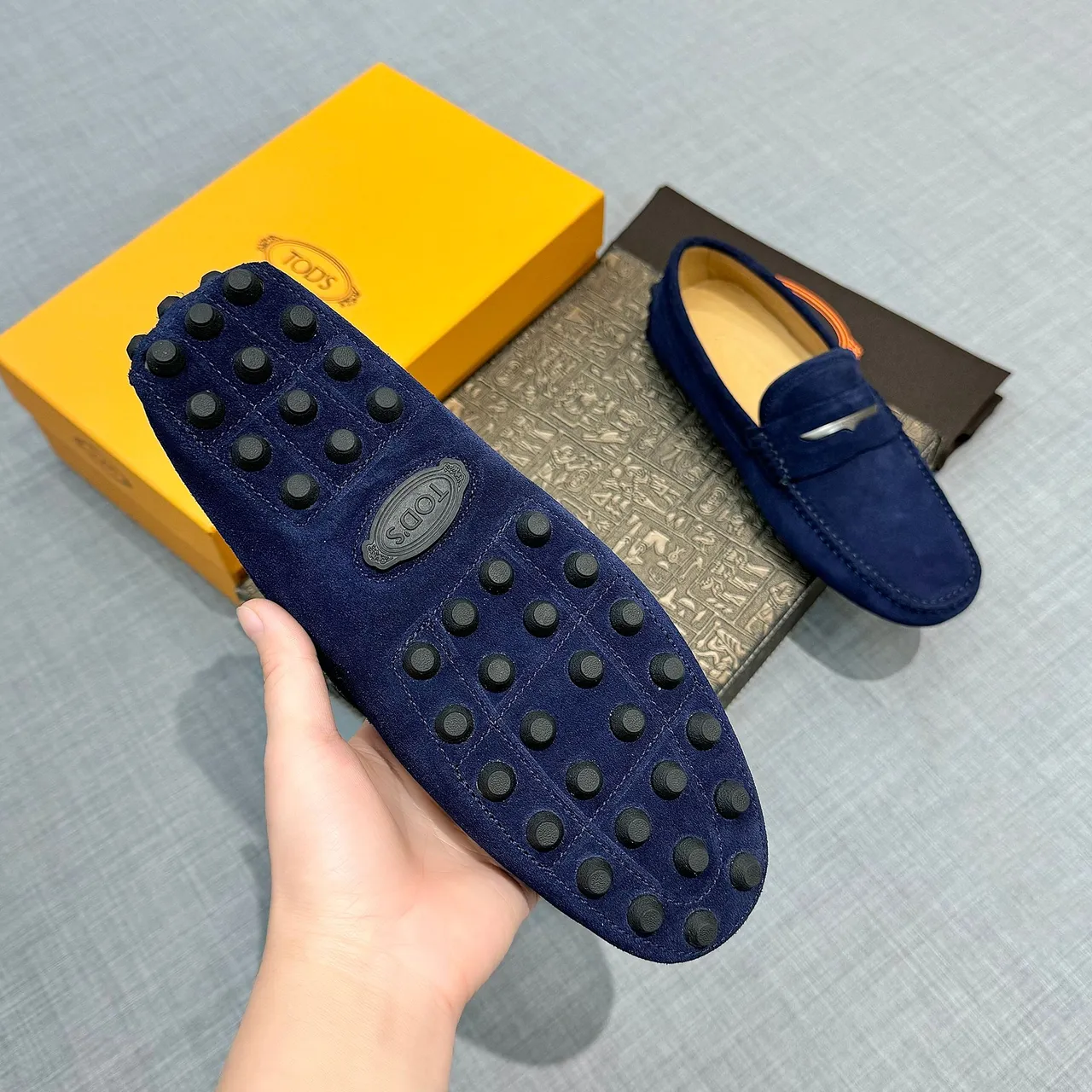 Tod's Gommino Loafer بحري سويد بيني 5